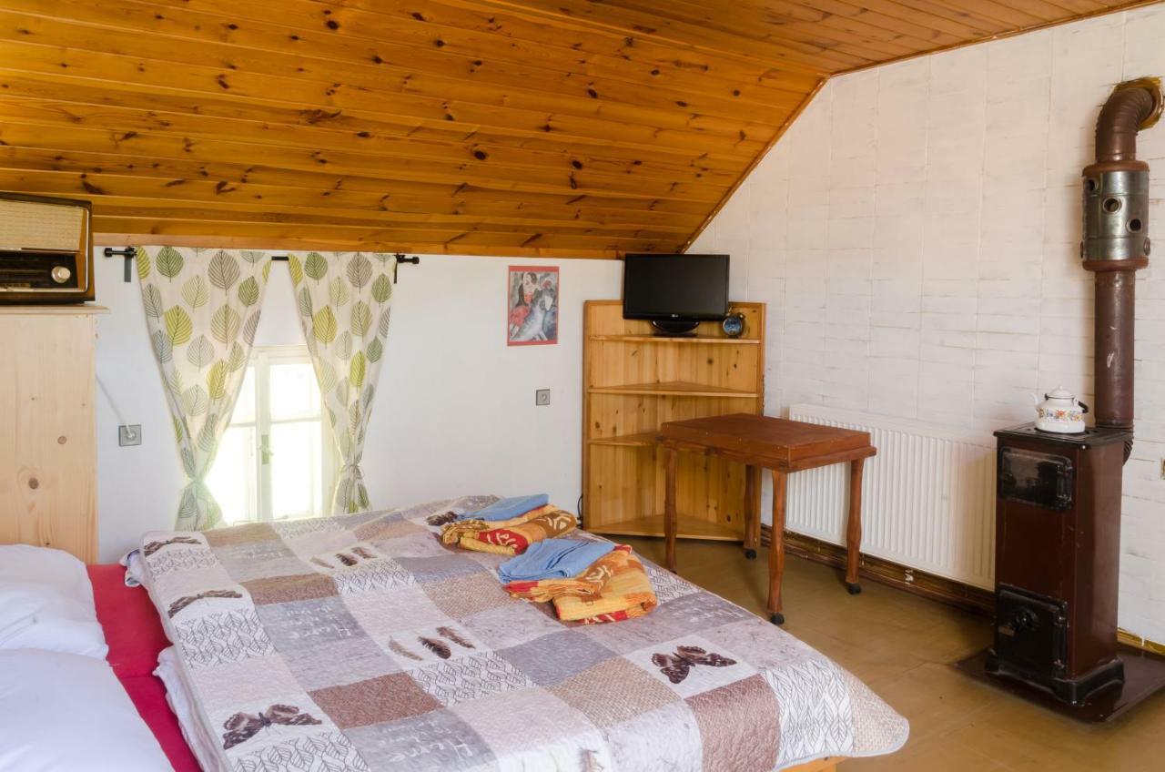 Ferienwohnung Chaloupka U Sv. Dyndy Nová Ves Exterior foto