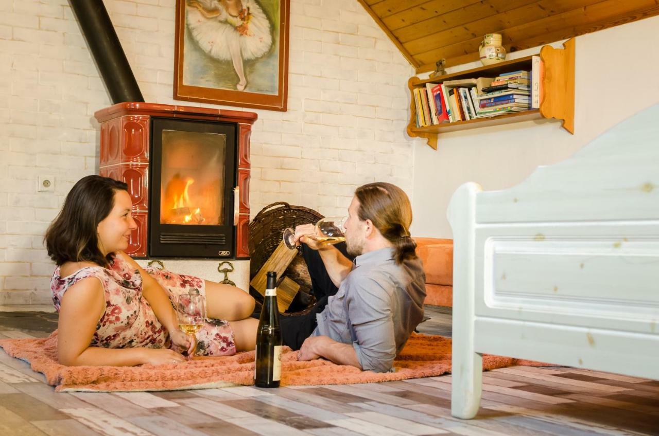 Ferienwohnung Chaloupka U Sv. Dyndy Nová Ves Exterior foto